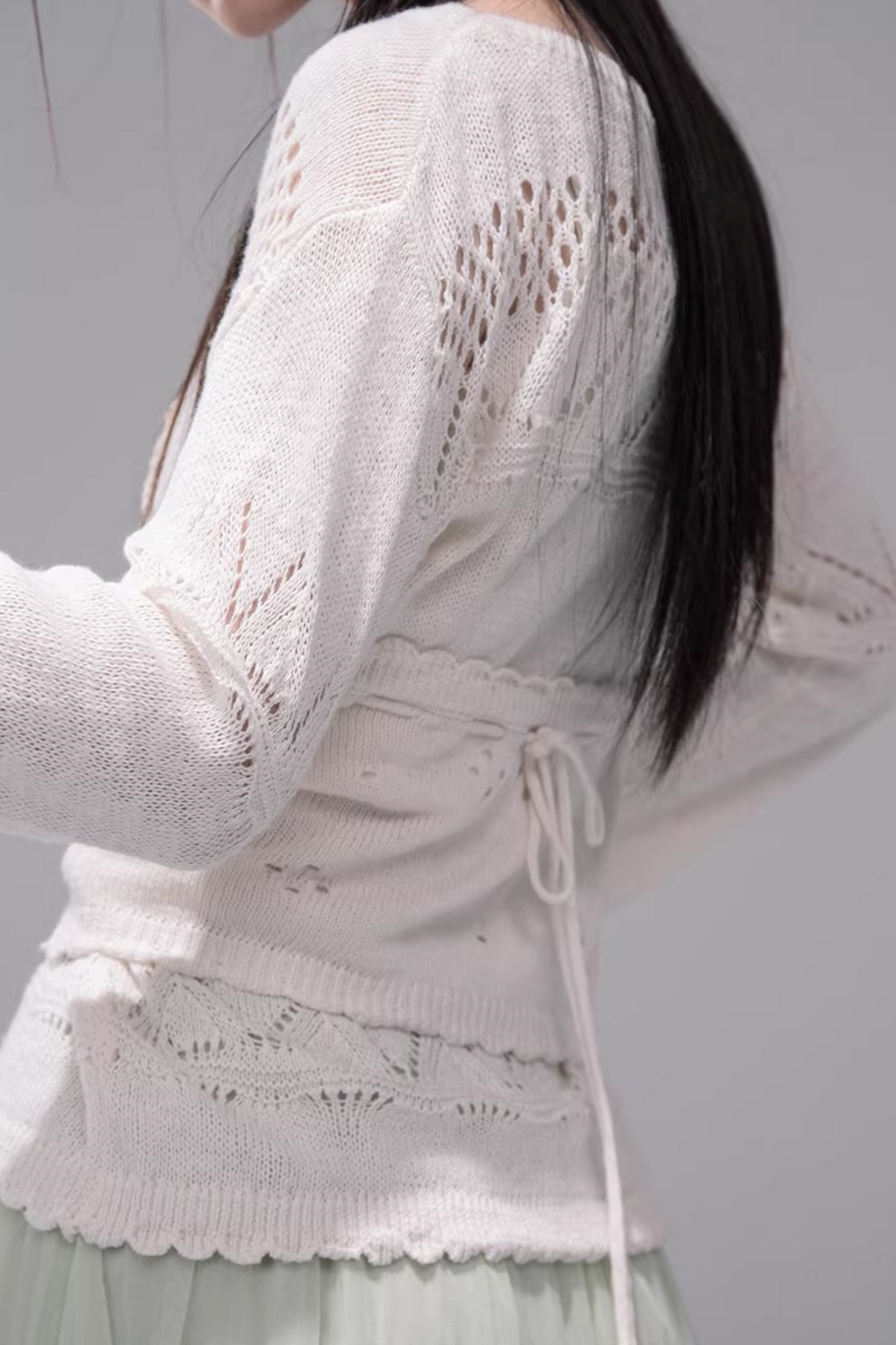 クロシェホルターネックベスト+シアートップス