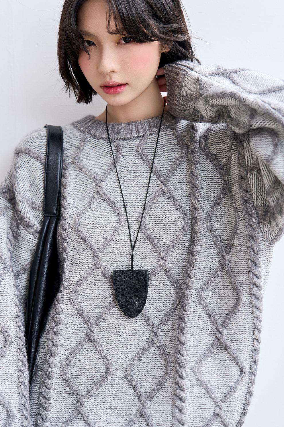 レトロダイヤモンドニットスウェット