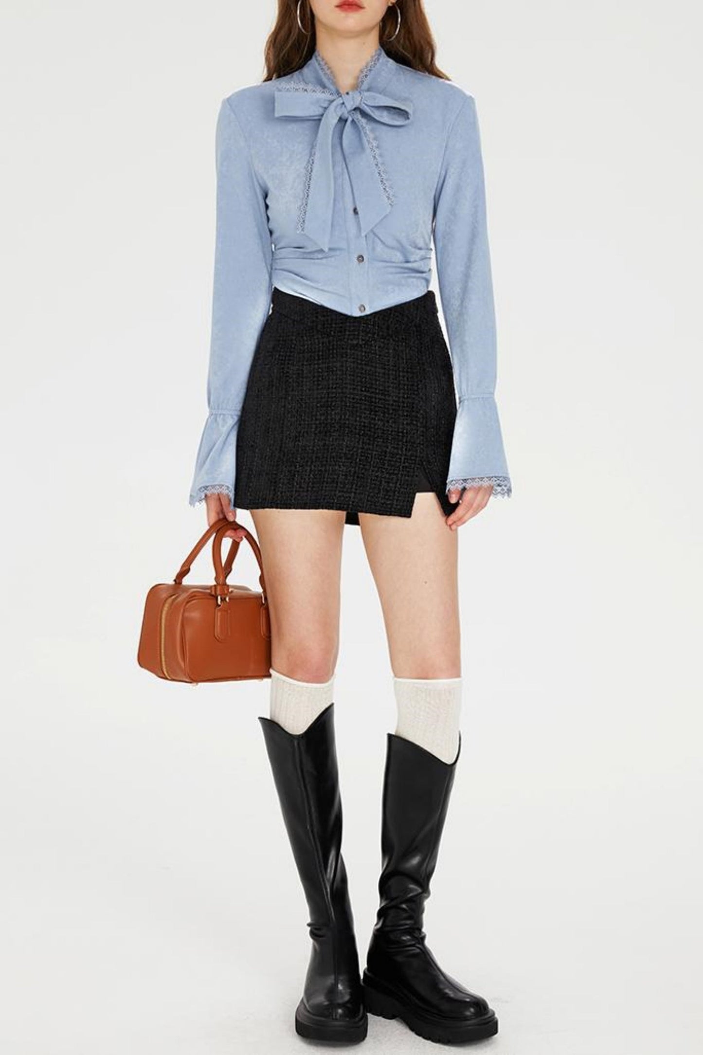 ポケットツイードジャケット+ホットパンツ+リボンシャツ