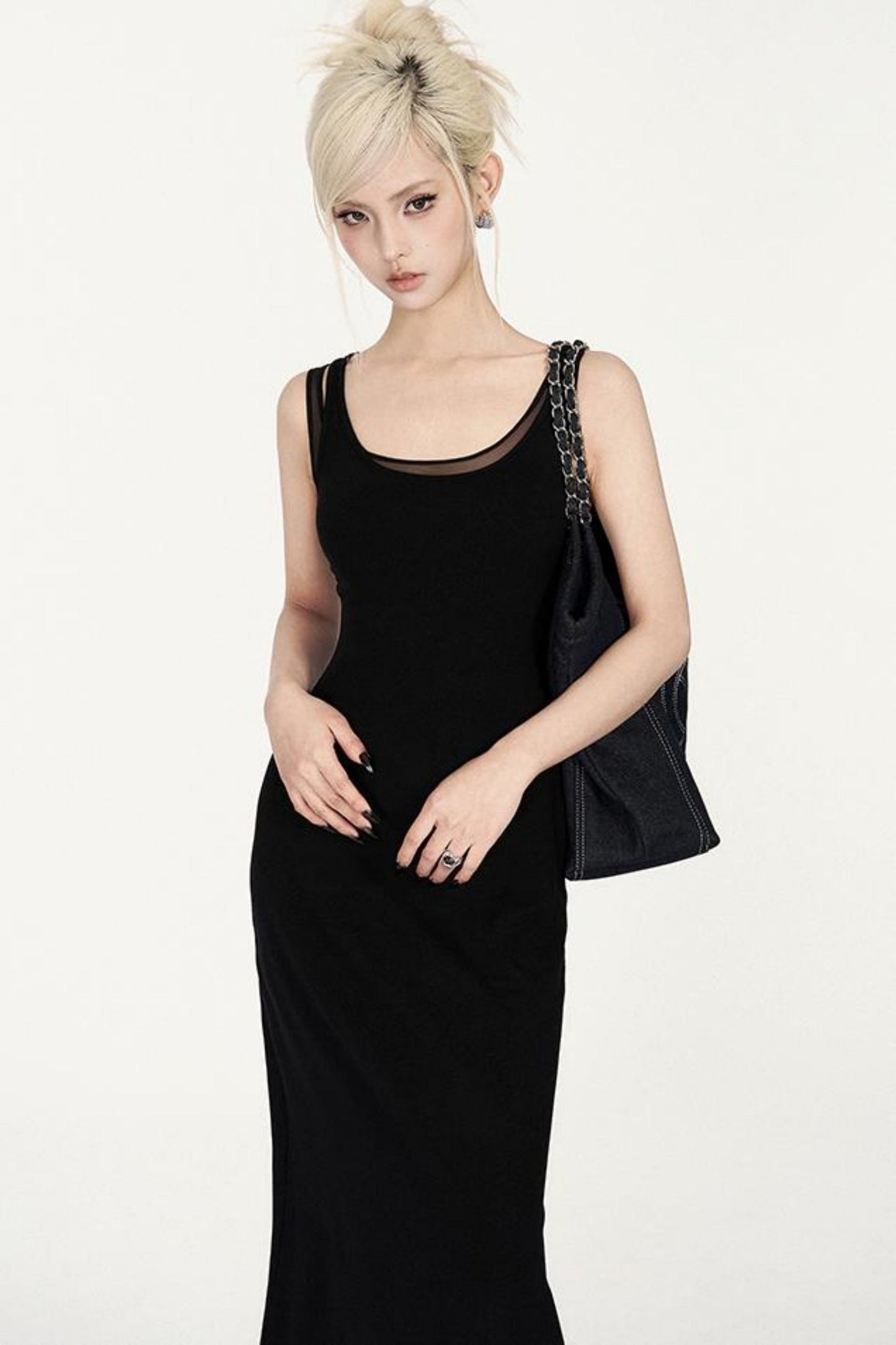 アシンメトリーUネックドレス