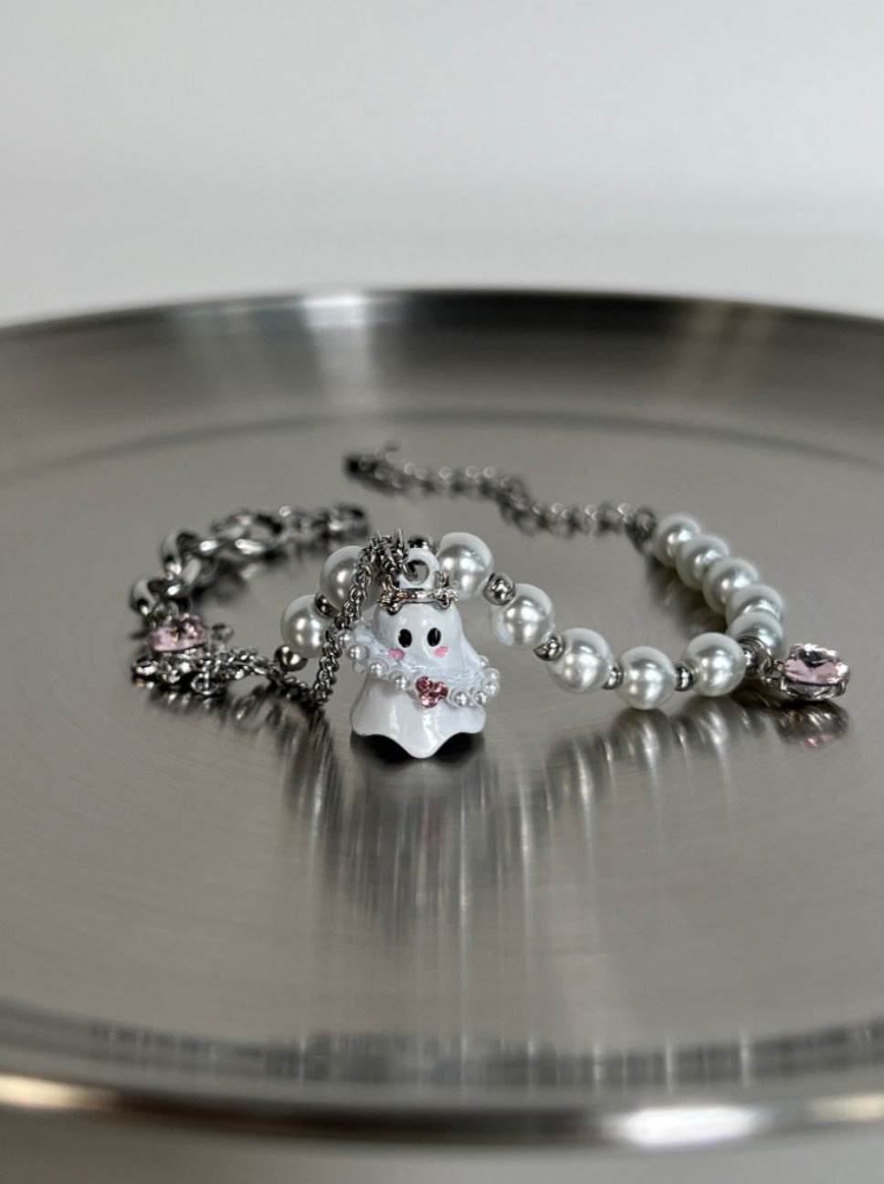 Ghost pearl bracelet