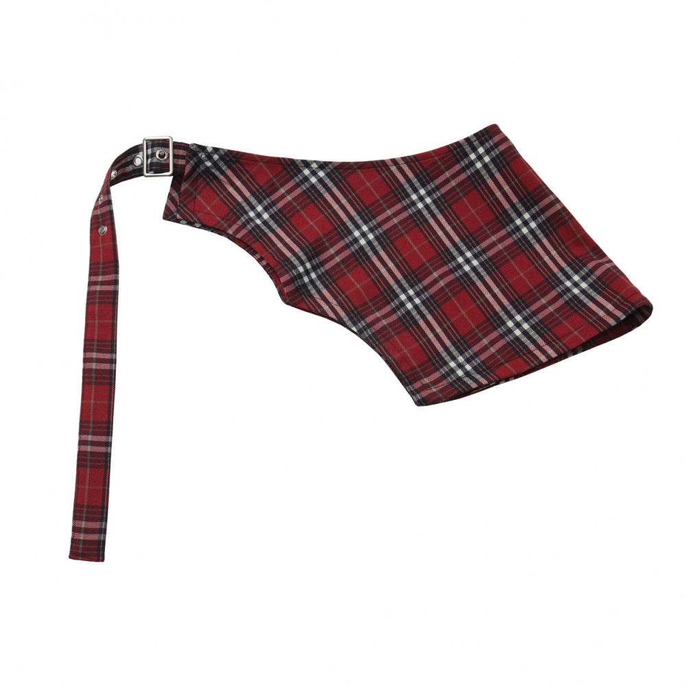 ダークトップス+デニムスカート+チェックウエストアクセサリー