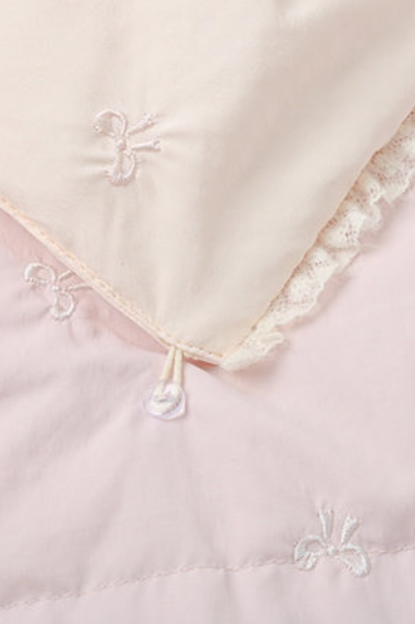 バックビッグリボンダウンジャケット