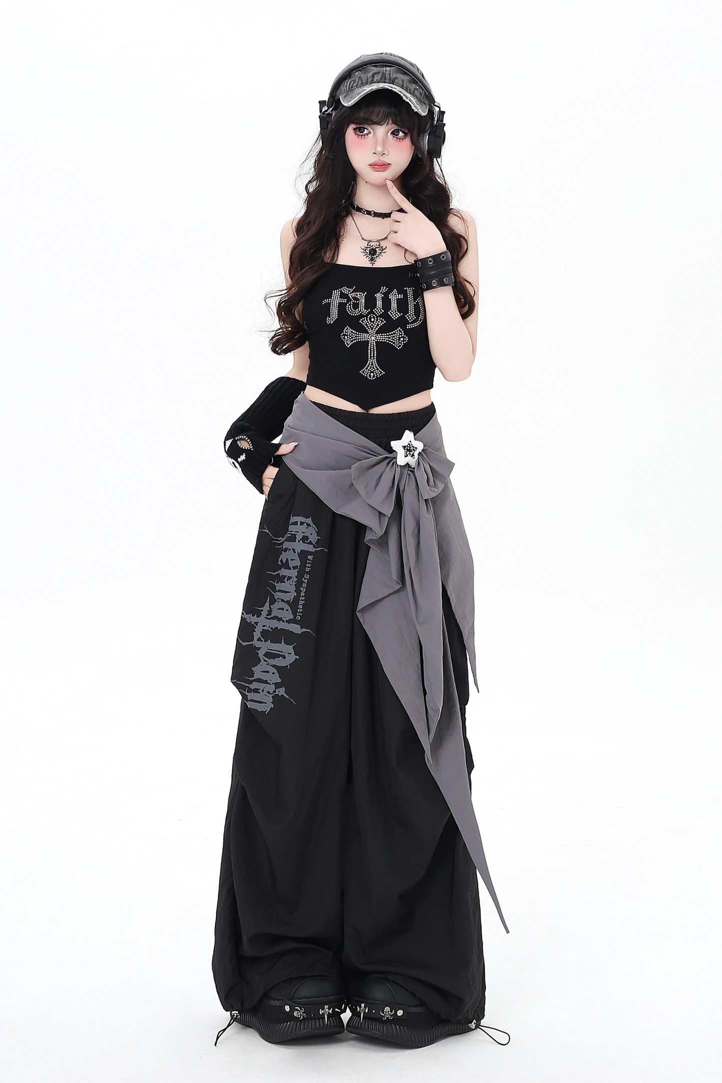 ストリートルーズパンツ