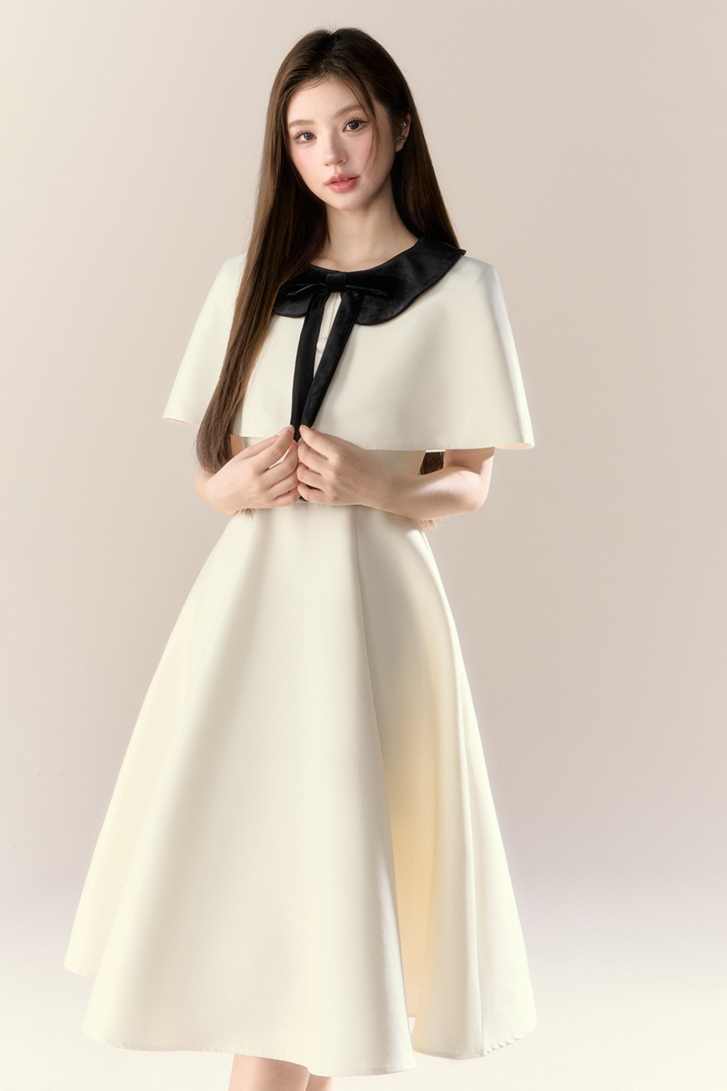 フレンチエリザベスケープドレス