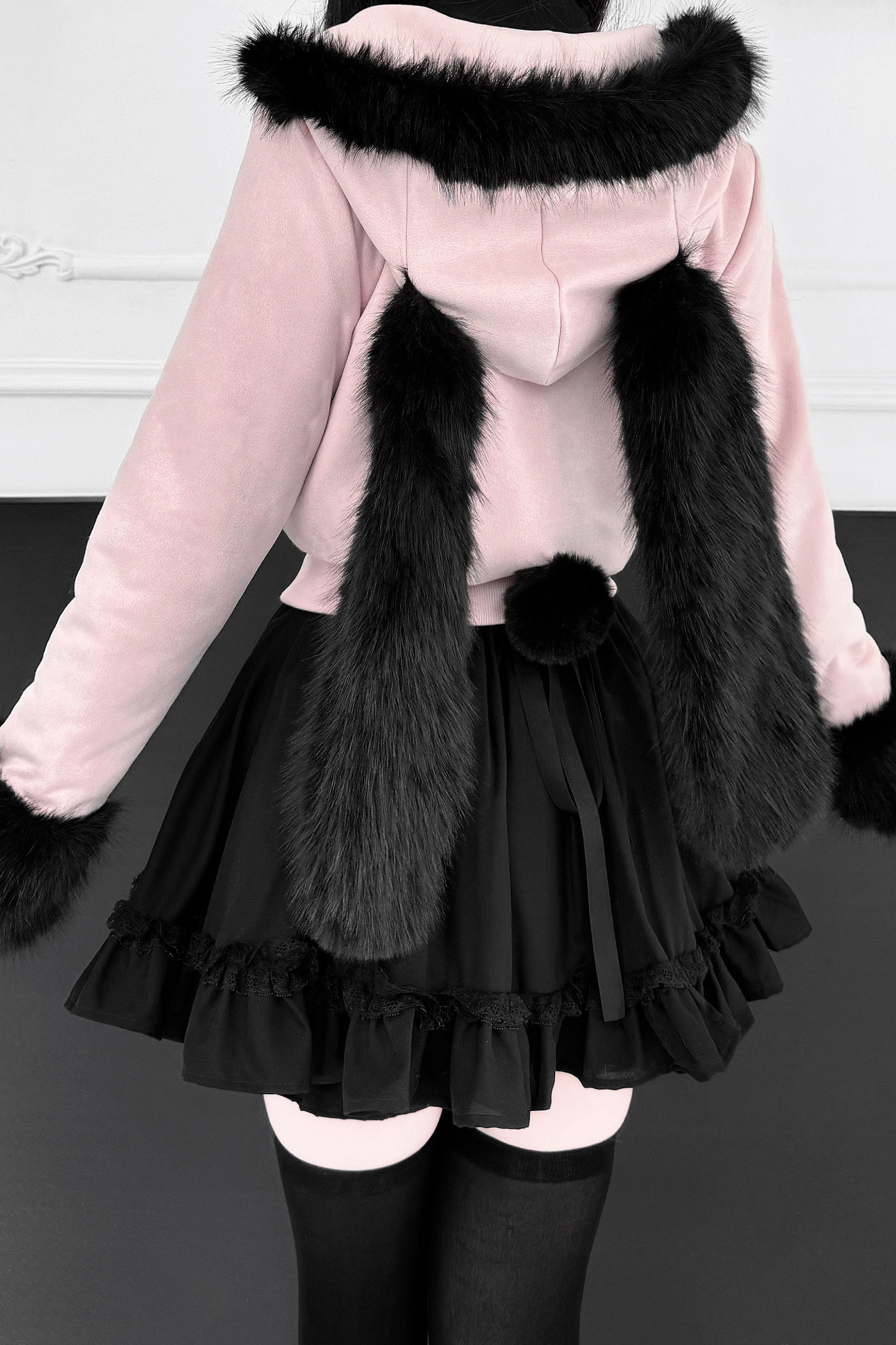 Hasenohren-Kapuzen-Wildlederjacke