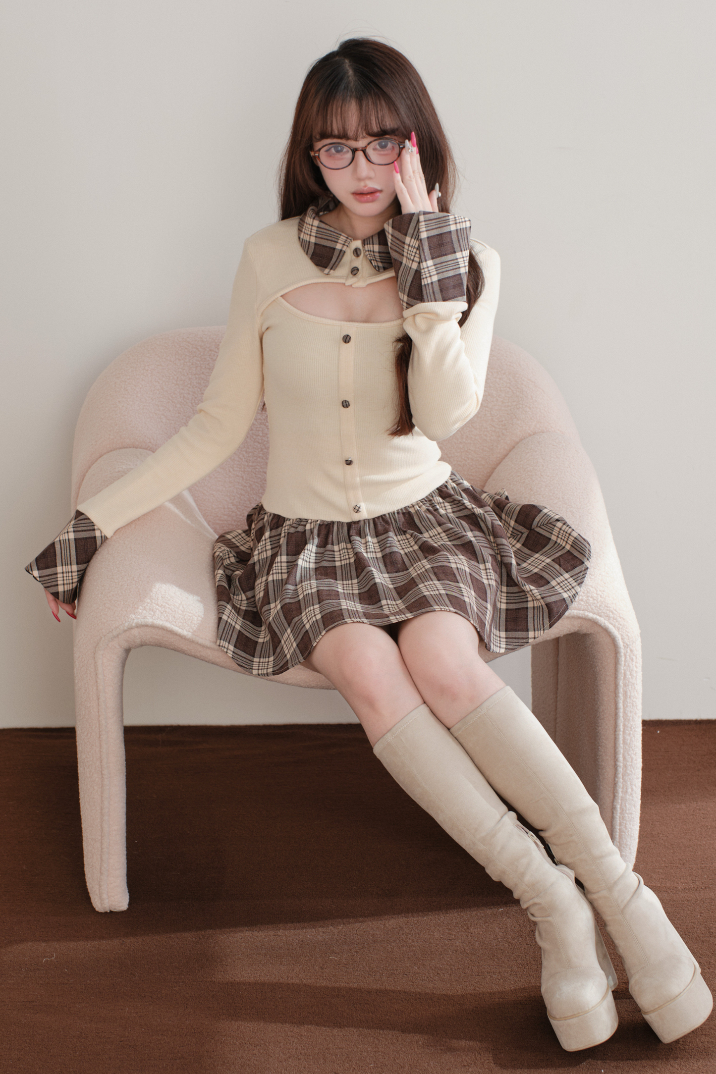 オープンネックチェックニットドレス