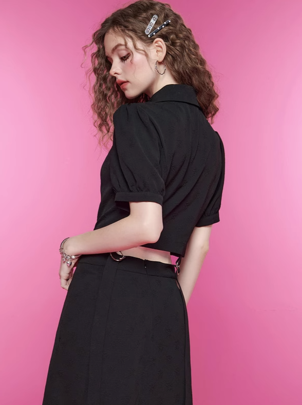 バブルスリーブトップス+タイトスカート