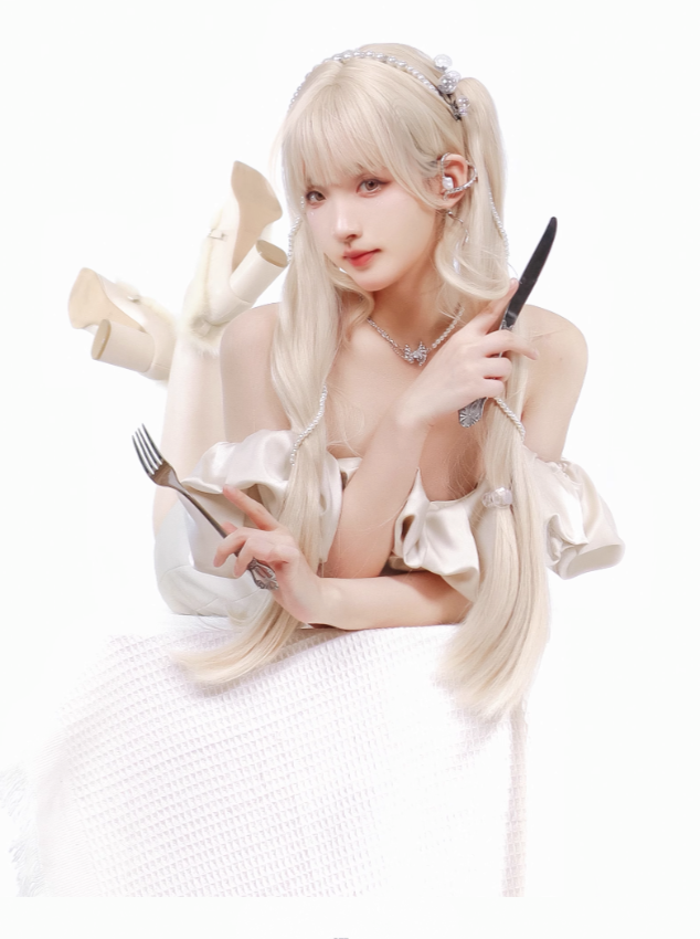 荷叶边香槟色露肩 Tube Top 连衣裙