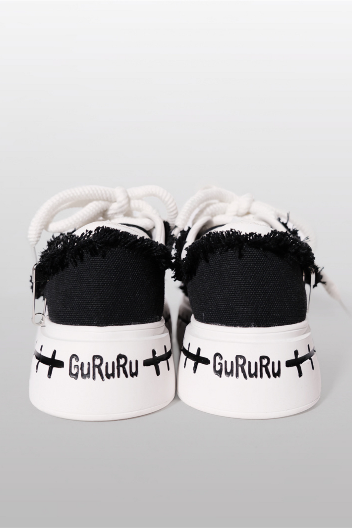 ćć°ćš»ććć¦ć£ć³ć¹ćć¼ć«ć¼