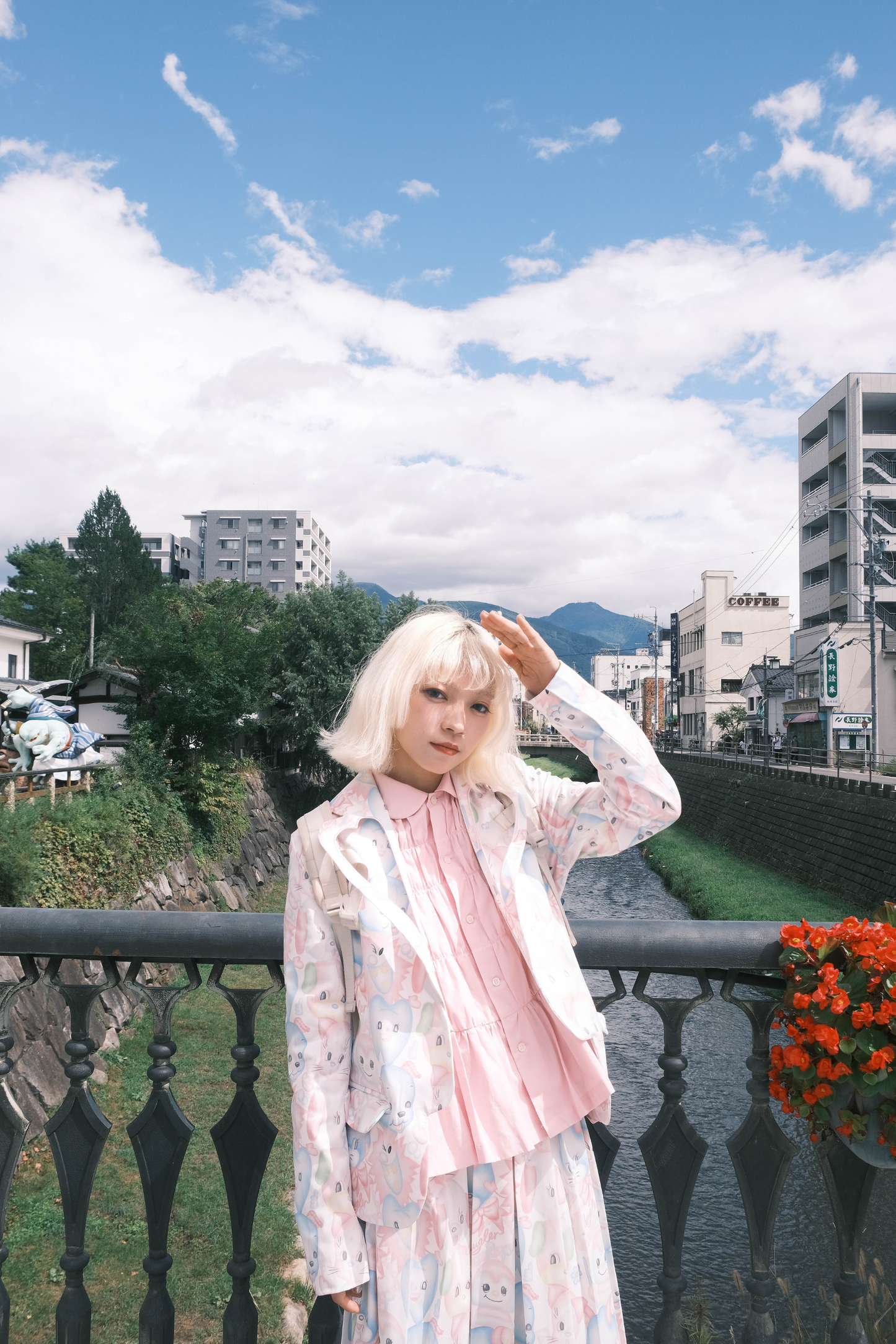 y2kファンタジーカラージャケット+スカート