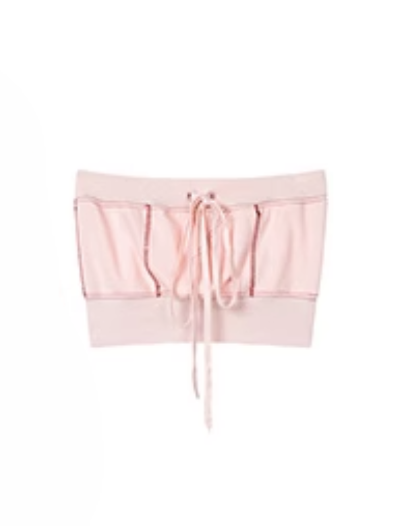 Hooded hoodie + inner tube top + casual skirt