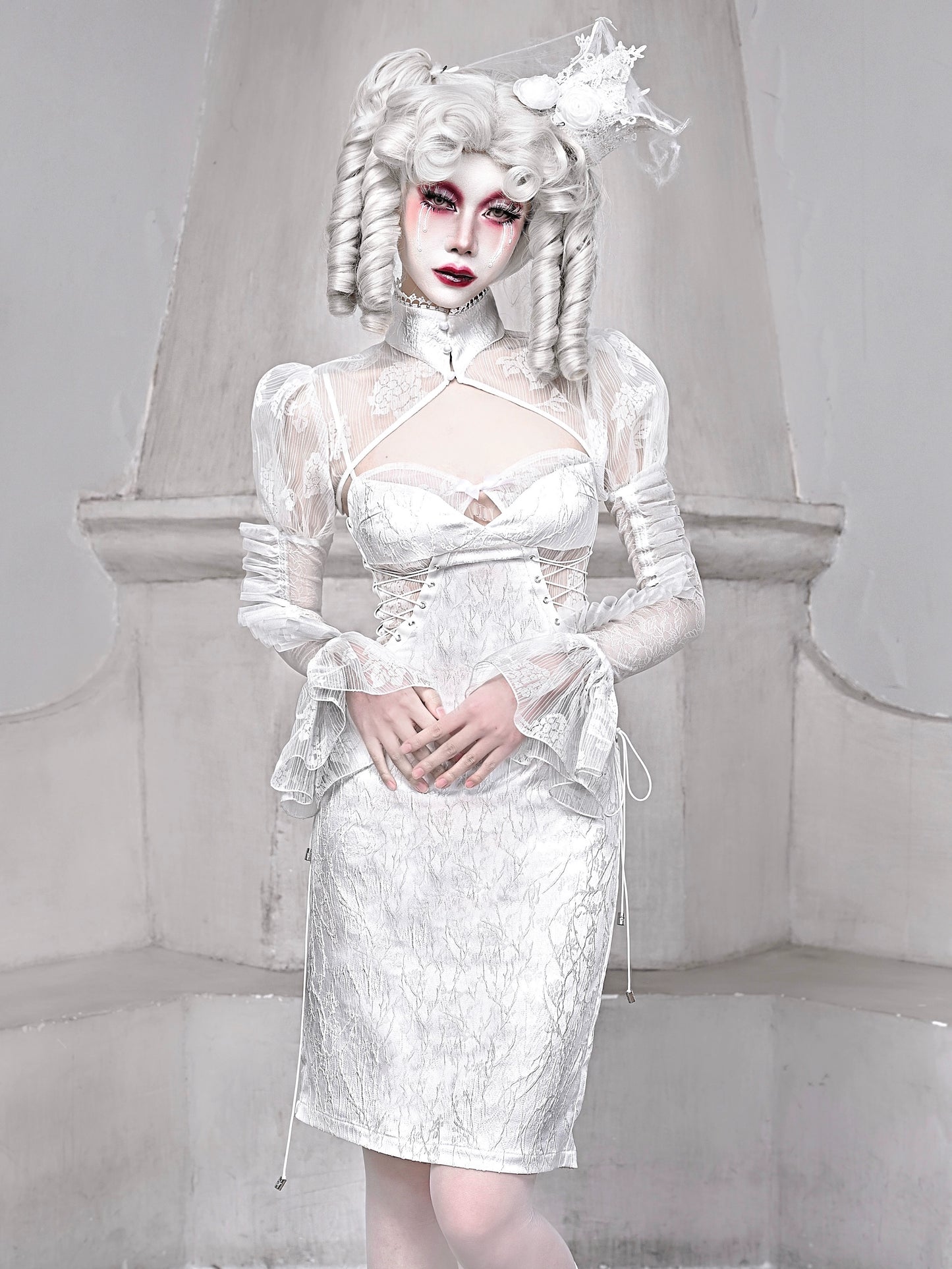 Sleeping Alice White Gothic Chiffon Sheer Puff Sleeve Stand Collar Short Jacket [Reserved Item