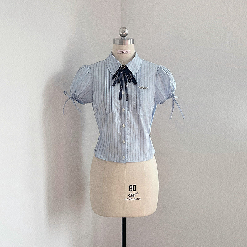 Solid Color College Style Short Sleeve Shirt