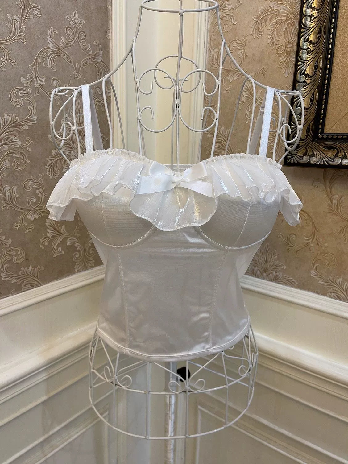 Ribbon Lace Slim Fit Padded Camisole