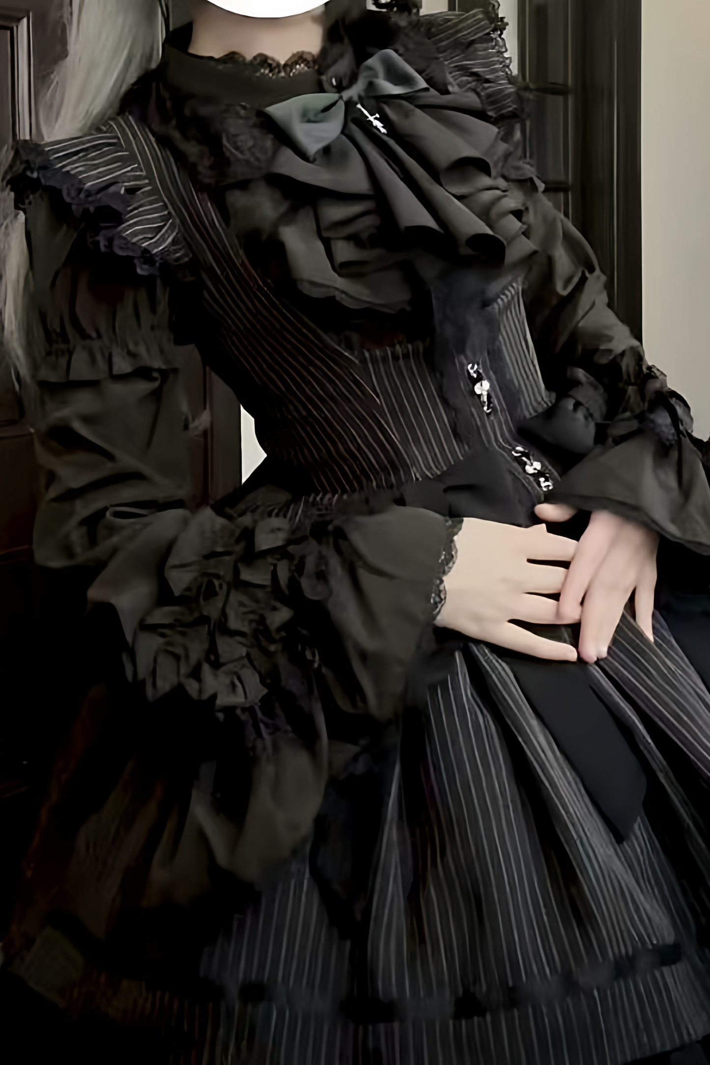Frilled Gothic Lolita Blouse + Flower Collar