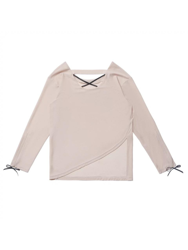 カフリボンアイスシルクシアーサマーニット+カーゴキュロット