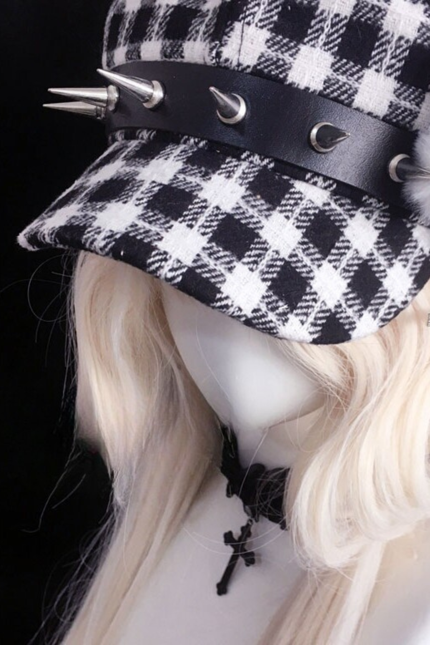 Monochrome Puppy Ribbon Plaid Hat
