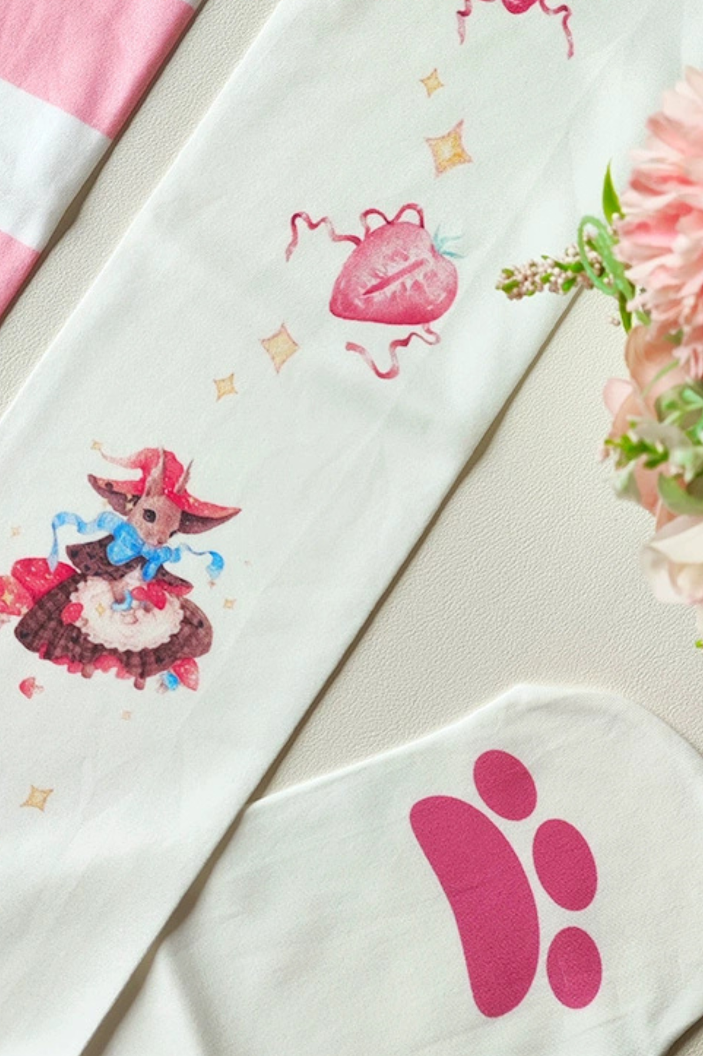 ロリータオーバーザニーアシメニーハイソックス