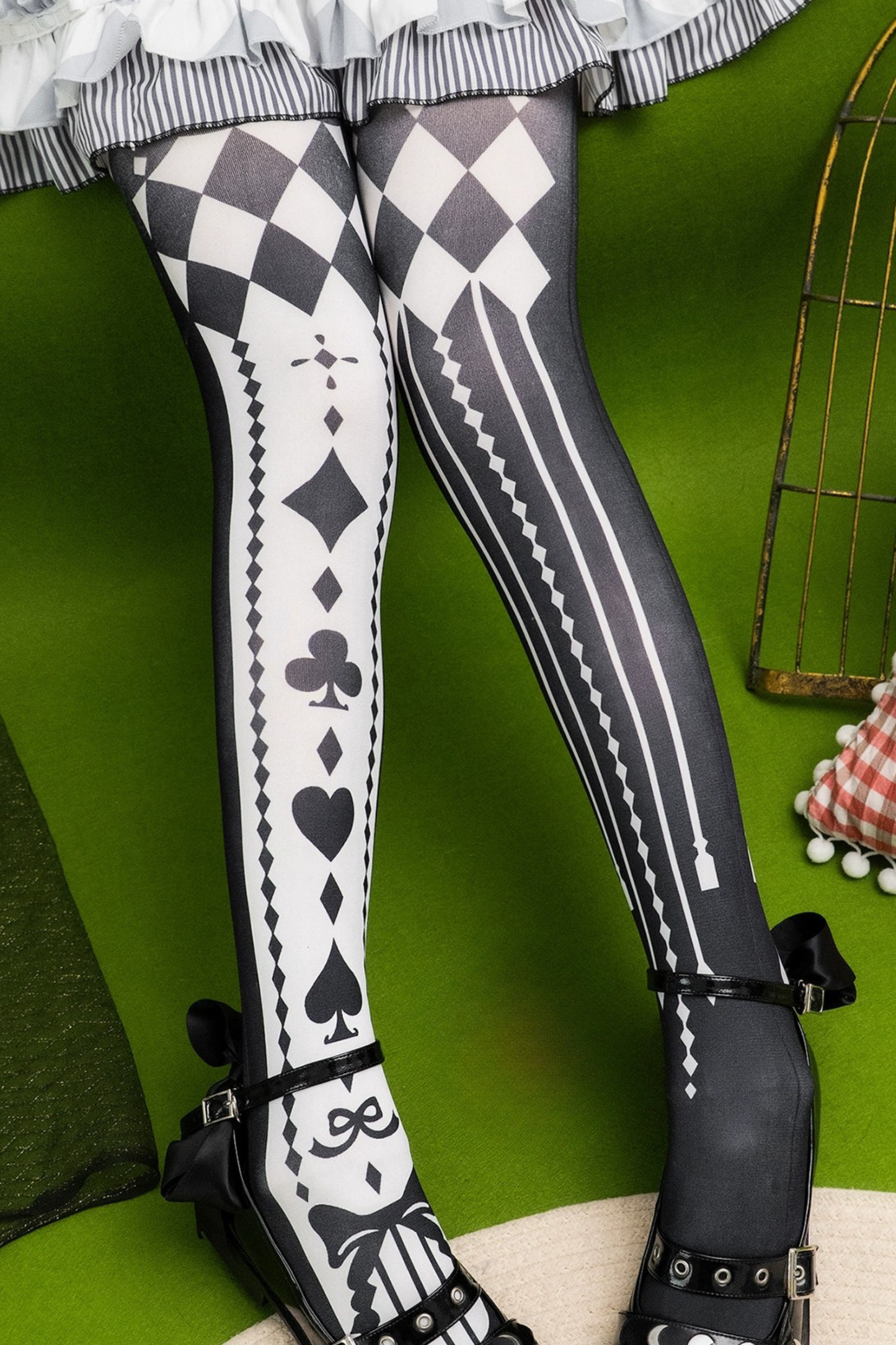 アシメモノクロトランプタイツ