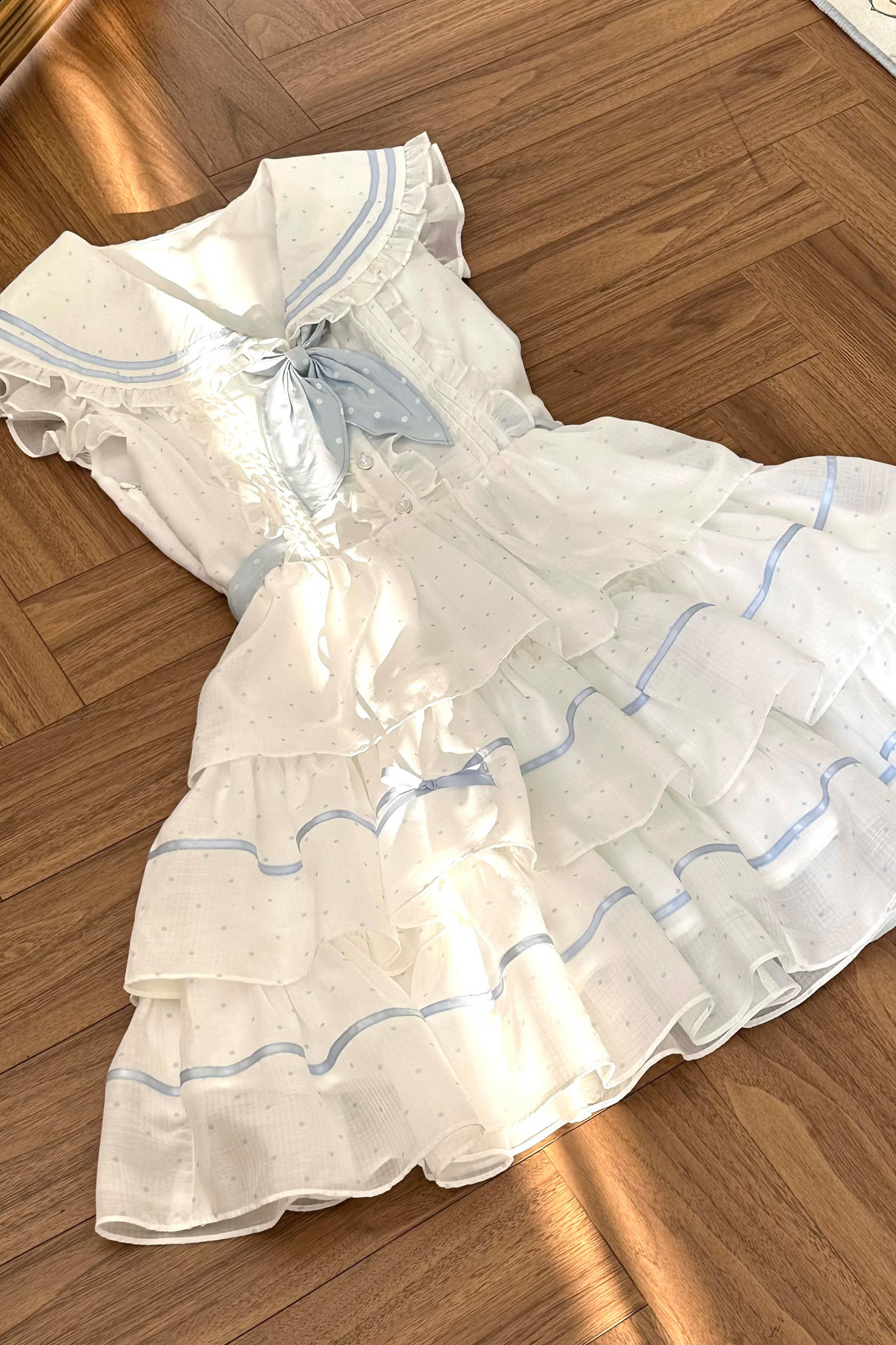 Dot sleeveless ribbon sailor dress