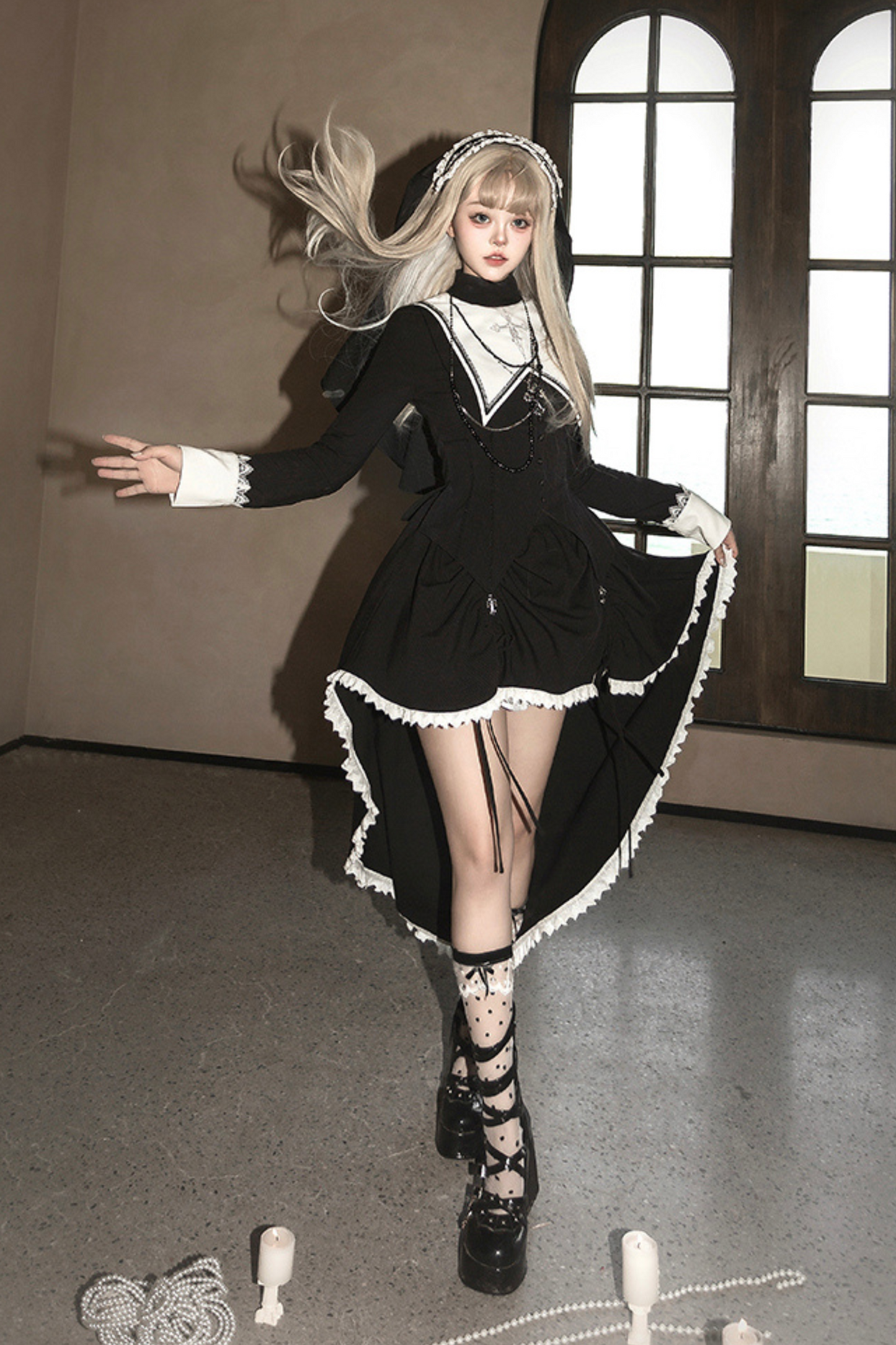 シスターゴシックトップス+フレアパンツ+ヘアアクセサリー+ネックレス