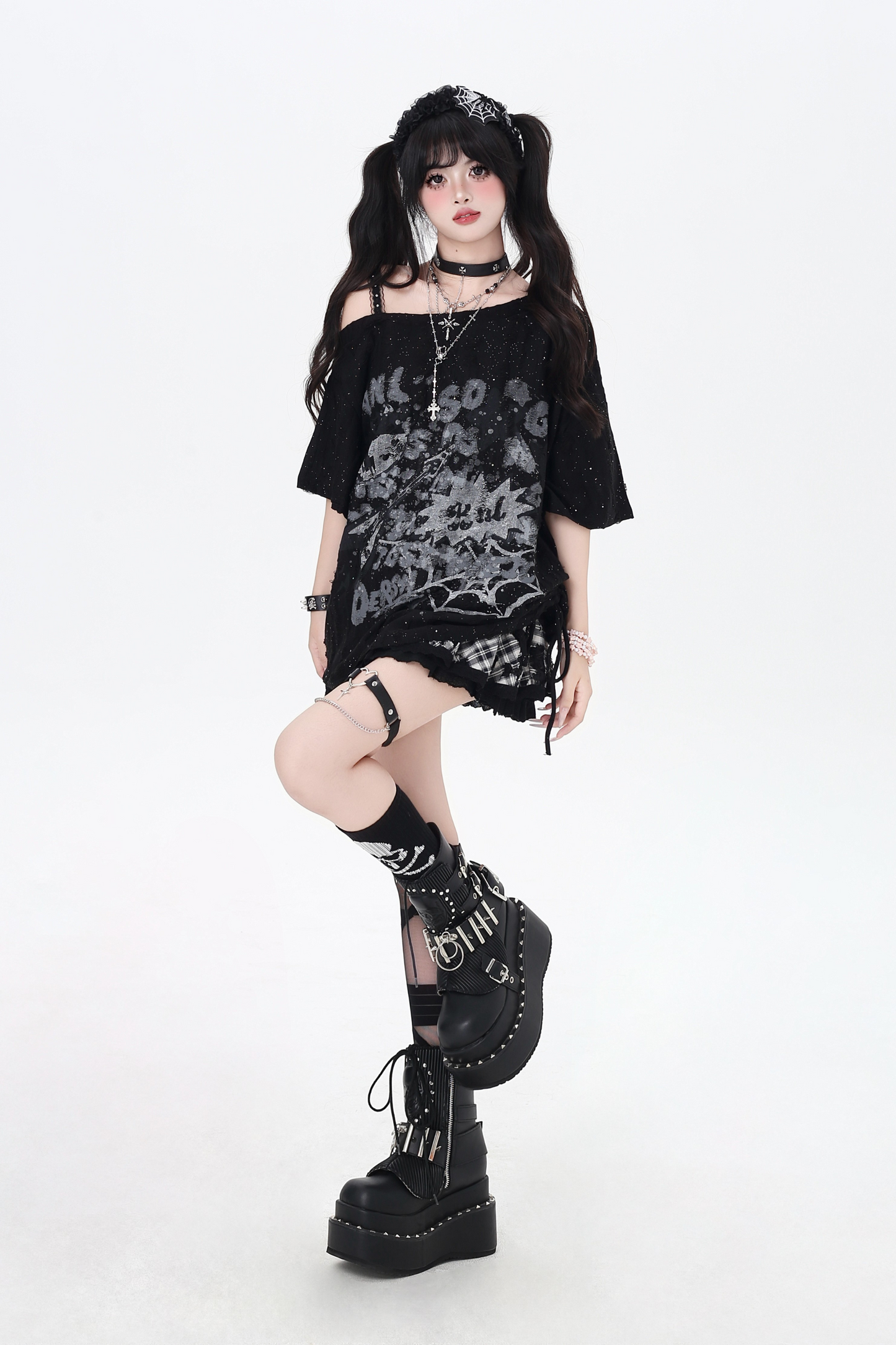 Light Asian Graffiti Sweet Cool Top