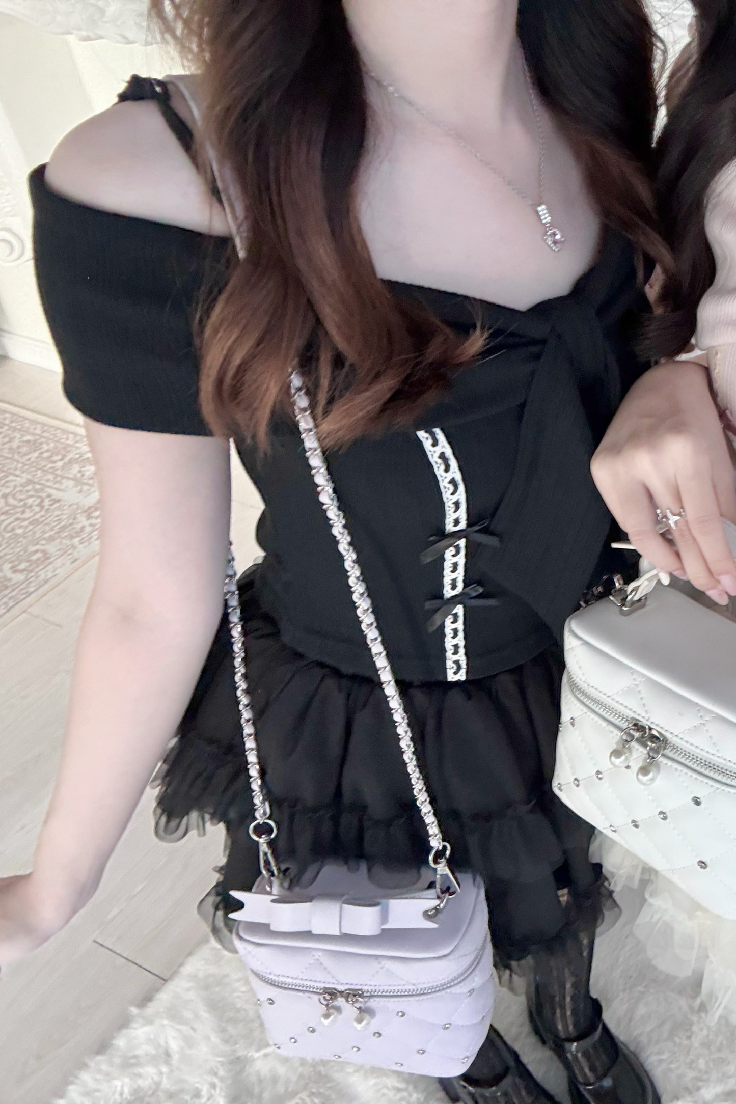 ワンショルダーリボンニットトップス