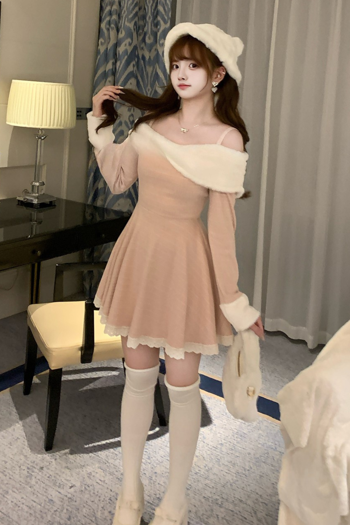 キュートスイートオフショルダーワンピース