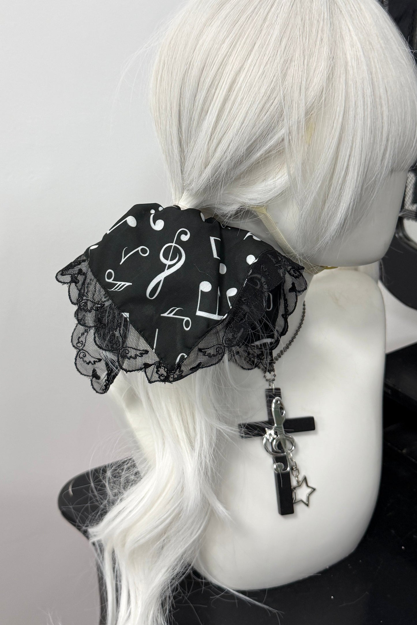 Großes Dark-Music-Haargummi