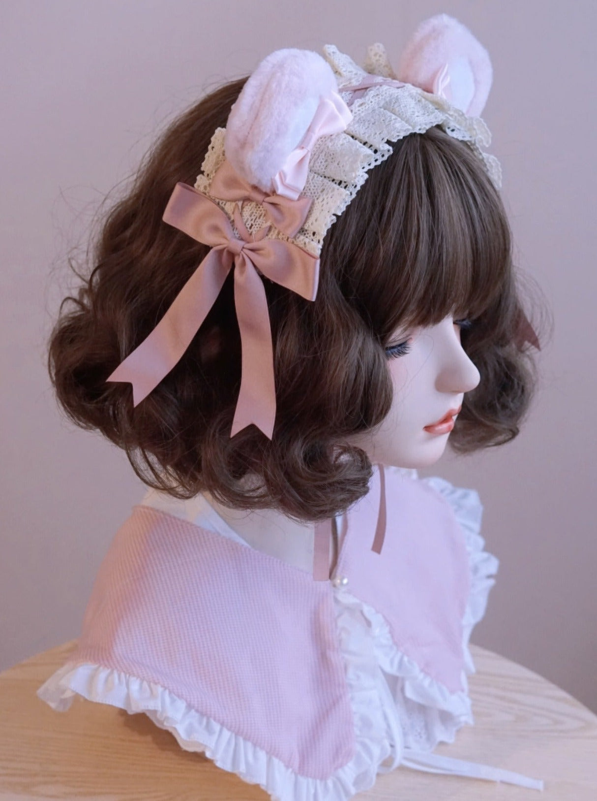 Süßer pastellfarbener Bären-Catsuit