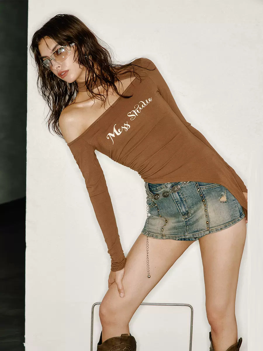 Asymmetrical design neck logo top