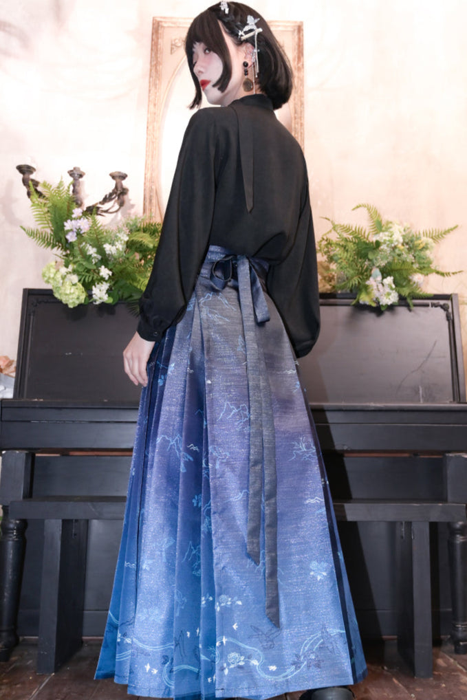 モードチャイナ刺繍Vネックブラウス