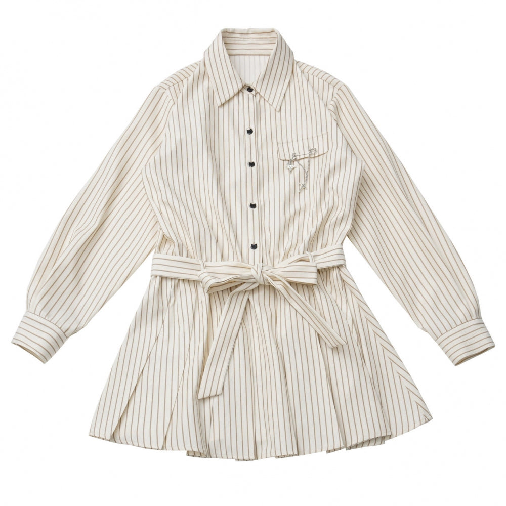 Maple trench coat + hooded top + checked skirt + shirtdress