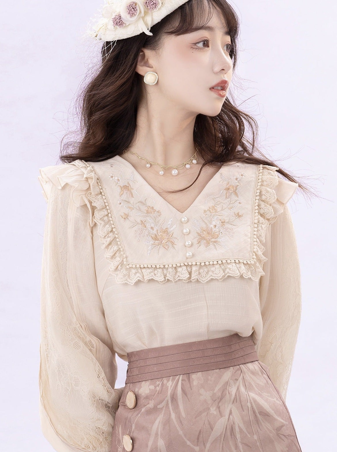 플라워 스퀘어 칼라 블라우스 + 차이나 스커트