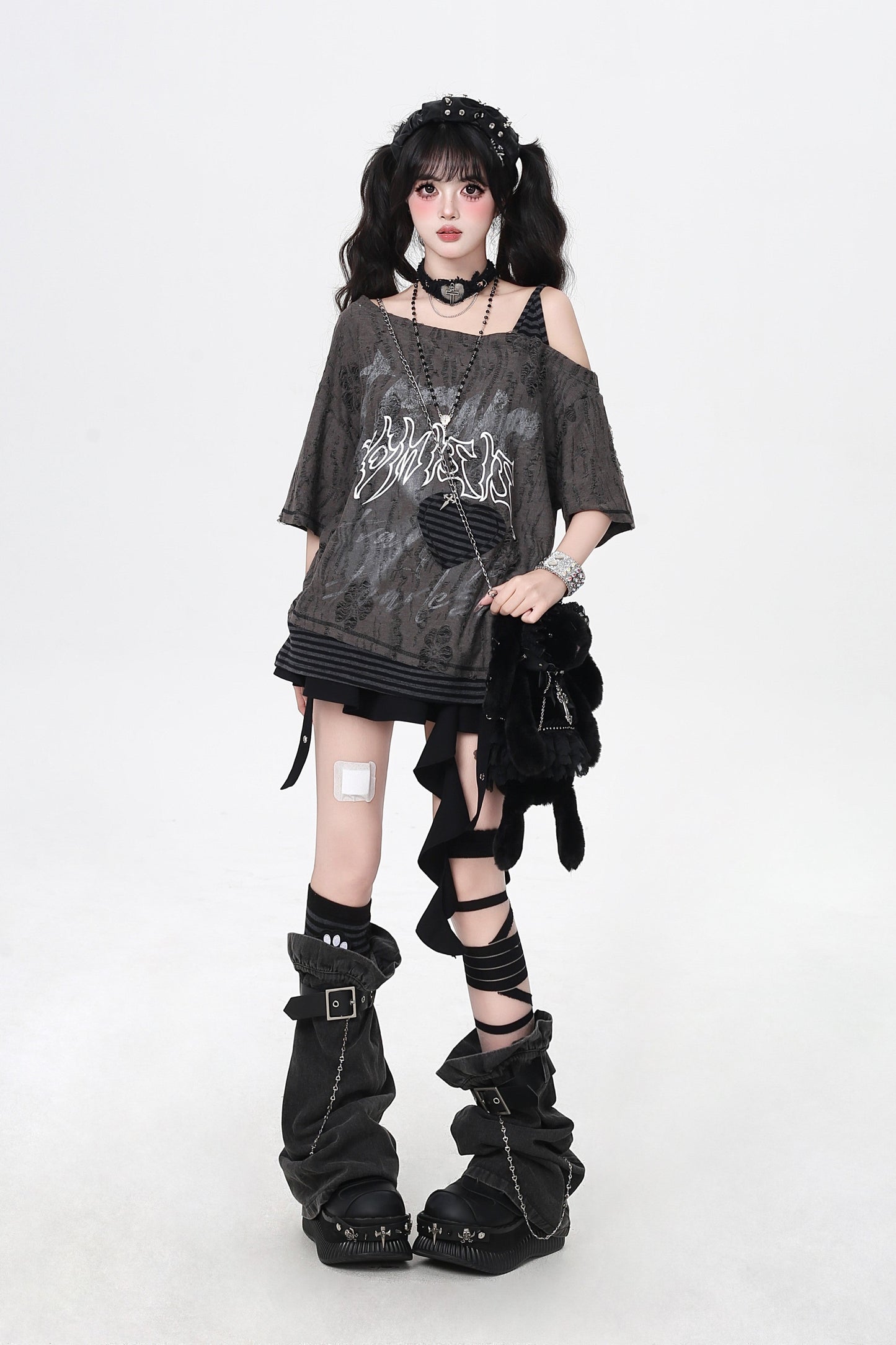 Sweet Dark Off-the-shoulder Tops