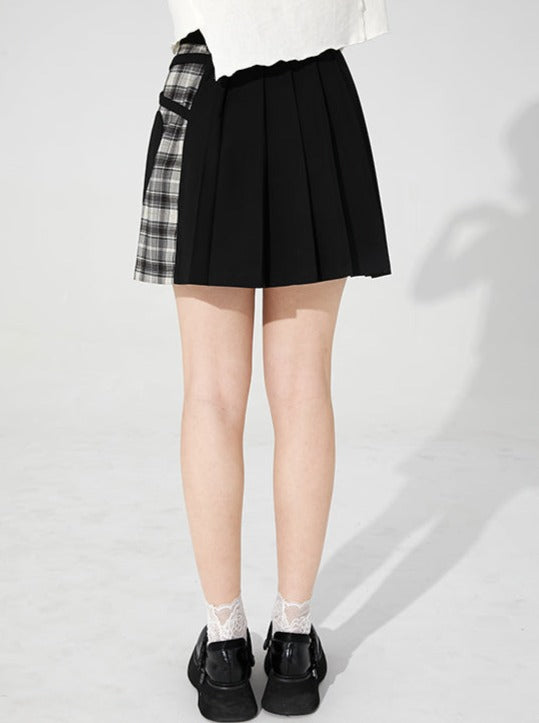 Asymmetrischer karierter Rock mit Herzmuster