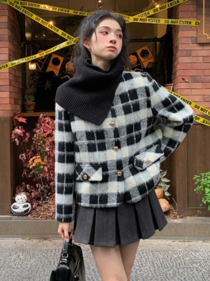 ファーチェックジャケット+ニットマフラー