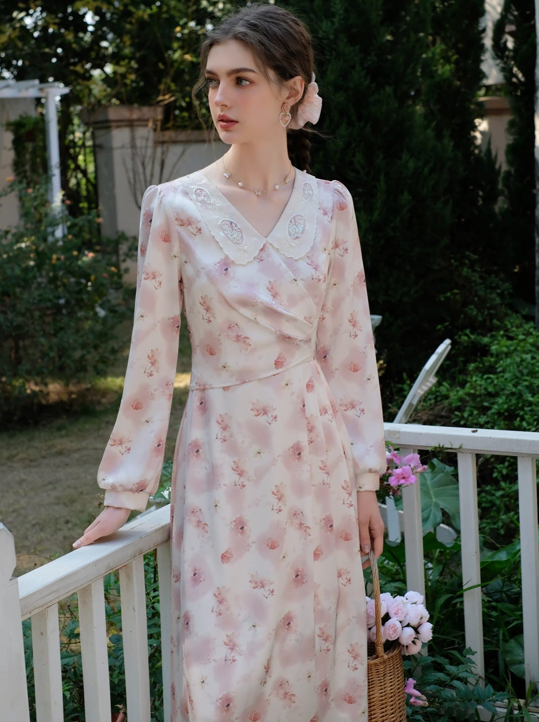 スイートガーリーレトロフラワーワンピース