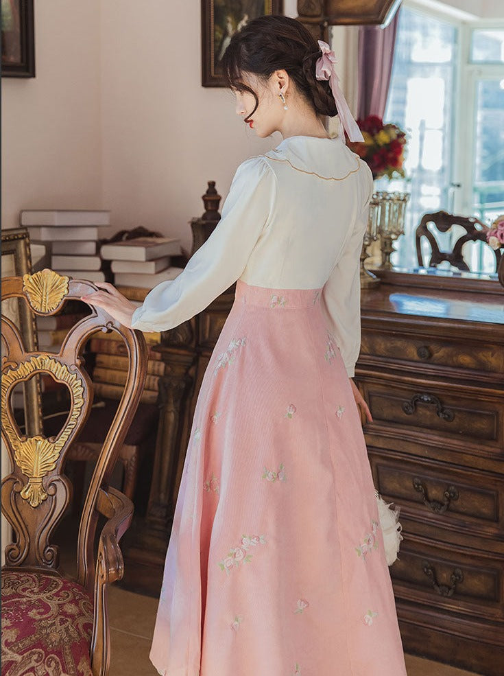 スプリングレトロフラワーワンピース