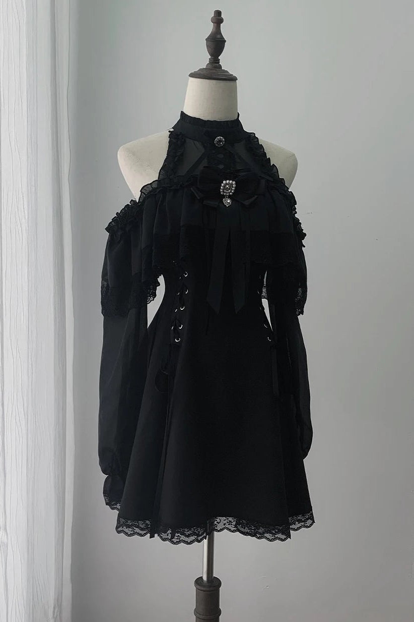 【8月30日予約締切】Black Gothic Off-Shoulder Frill Long Sleeve Dress with Bow Tie