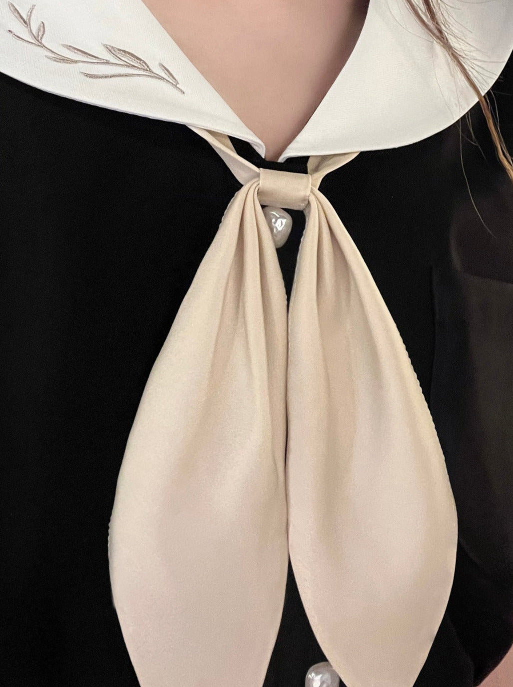 Retro French Elegant Sailor Collar Puff Sleeve Shirt + Box Pleated Skirt + Bunny Ear Tie [Reserved Item