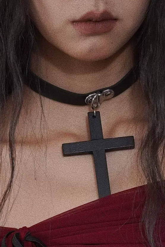 パンククロスネックレス