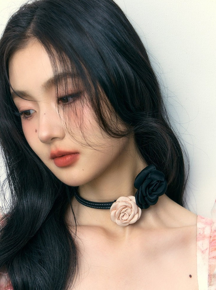 Flower Belt Choker