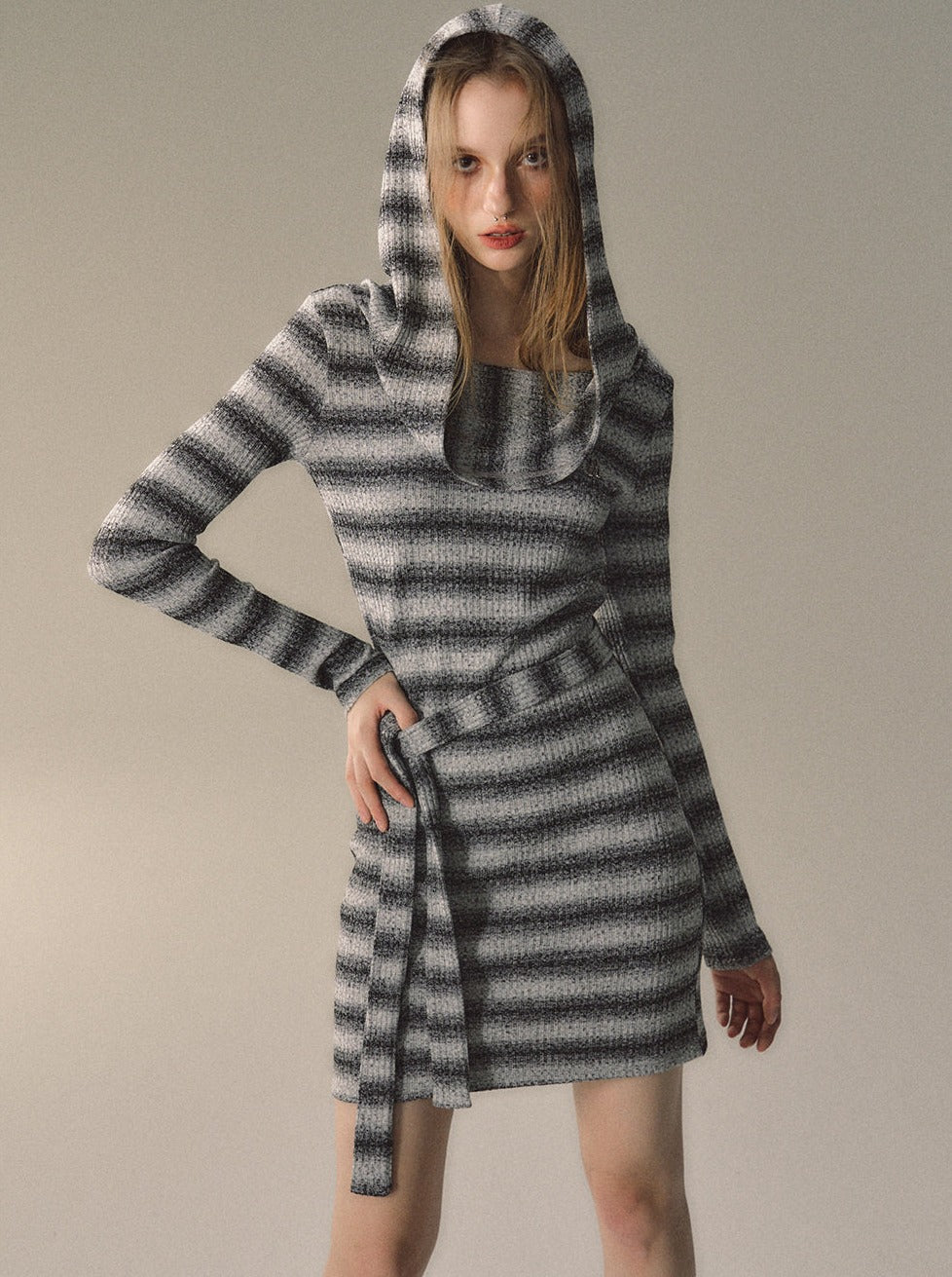 2-Way Knit Striped Mode Slim Dress + Knit Scarf Belchic 2-Way Knit Striped Mode Slim Dress + Knit Scarf Belchic