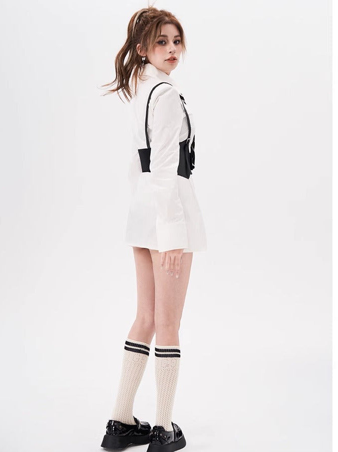 カレッジスタイルホワイトロングシャツ+サスベルト+ネクタイ