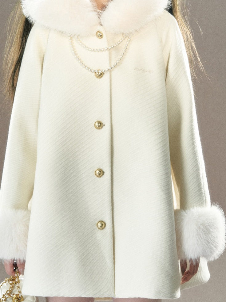 Far Color Woolman Court