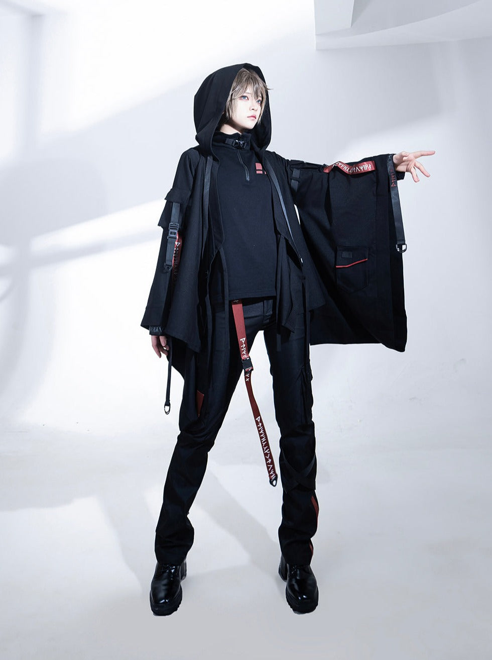 스트랩 디자인 모드 쿨링 슬림 팬츠