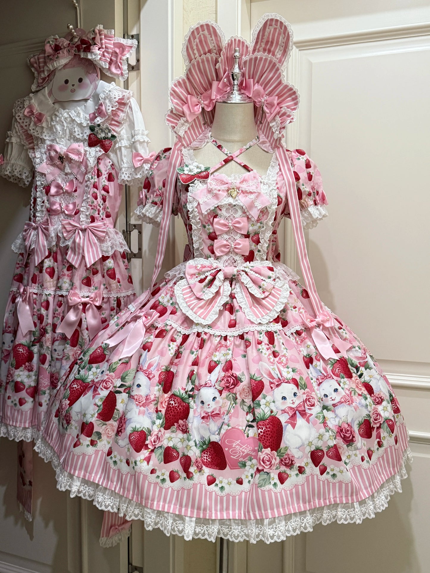 【4月29日予約締切】ストロベリーラビットプリントレースリボンスウィートドレス+コンプリートセット
