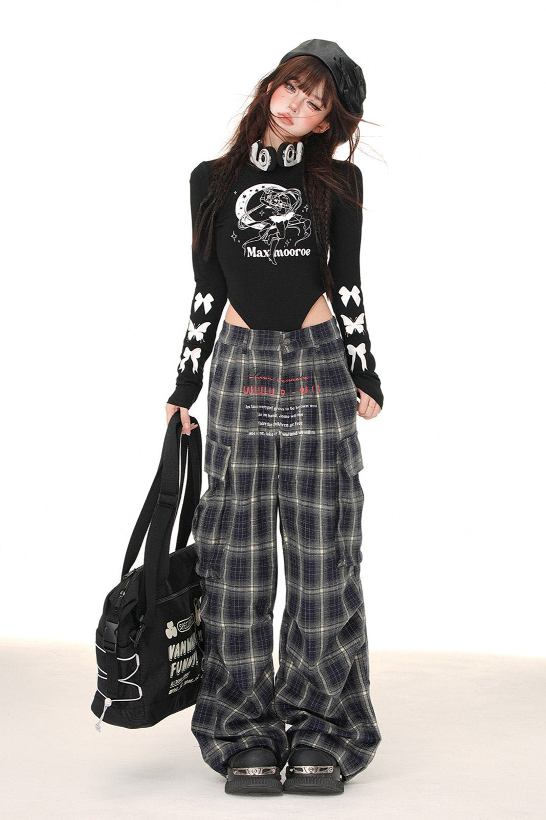 ピュアデザイアスリムハーフタートルネックトップ